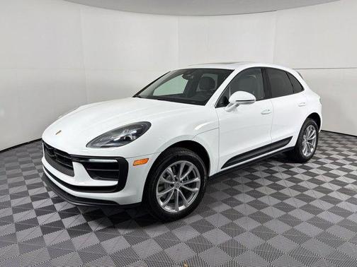 2026 Porsche Macan Macan