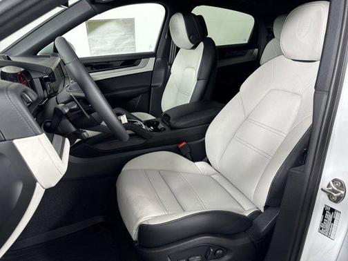 2025 Porsche Cayenne E-Hybrid