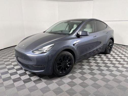 2023 Tesla Model Y Long Range Dual Motor All-Wheel Drive