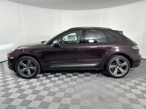 2025 Porsche Macan T