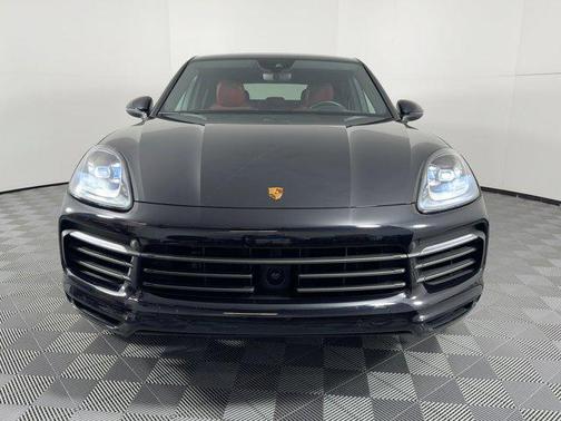 2022 Porsche Cayenne Platinum Edition