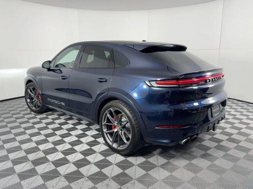 2024 Porsche Cayenne S