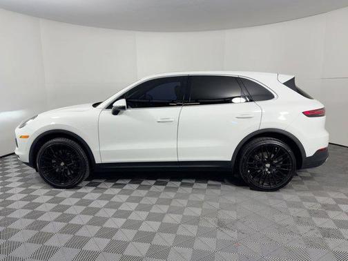 2021 Porsche Cayenne Cayenne