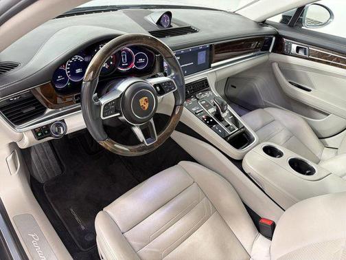 Rhodium Silver Metallic 2018 Porsche Panamera RWD