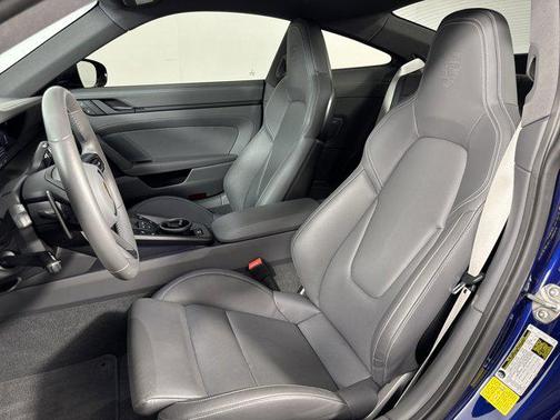 2023 Porsche 911 Carrera 4 GTS