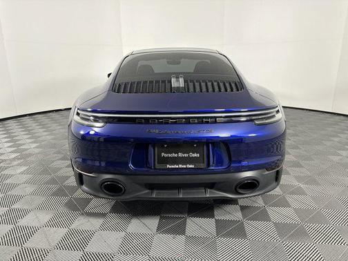 2023 Porsche 911 Carrera 4 GTS