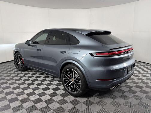 Vanadium Grey Metallic 2026 Porsche Cayenne Cayenne S E-Hybrid