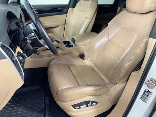 2021 Porsche Cayenne Cayenne