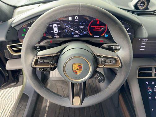 2022 Porsche Taycan GTS