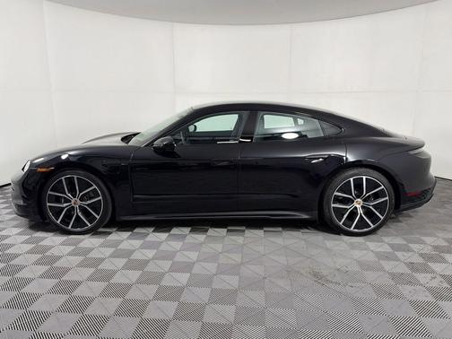 Jet Black Metallic 2026 Porsche Taycan 4 Black Edition