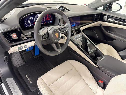 Jet Black Metallic 2026 Porsche Panamera GTS