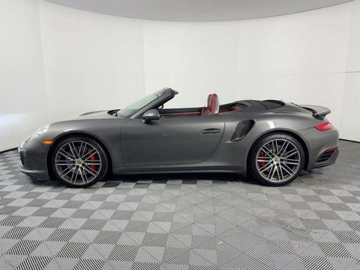 2017 Porsche 911 Turbo