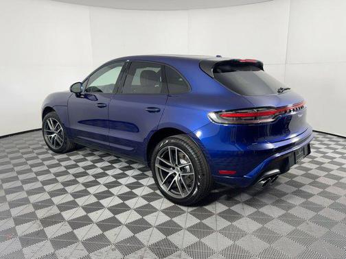 2026 Porsche Macan AWD