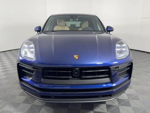 2026 Porsche Macan AWD