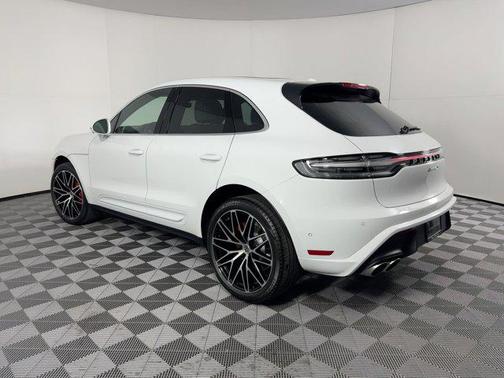 2026 Porsche Macan S