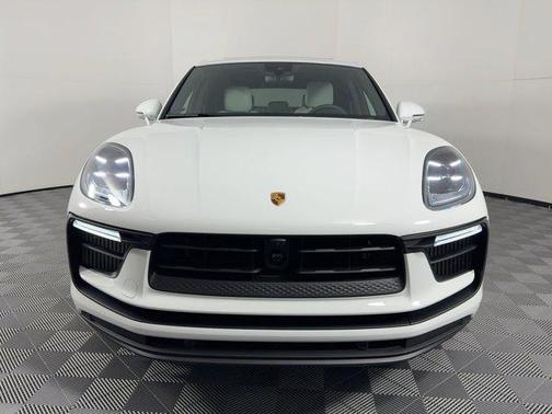 2026 Porsche Macan S
