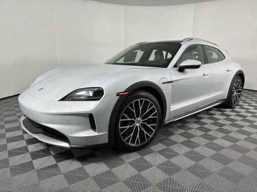 2025 Porsche Taycan 4