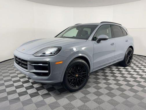 Arctic Grey 2026 Porsche Cayenne Cayenne