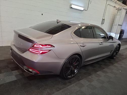 2022 Genesis G70 3.3T AWD