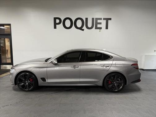 2022 Genesis G70 3.3T AWD