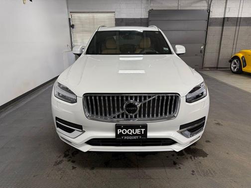 2022 Volvo XC90 Recharge Plug-In Hybrid T8 Inscription 7 Passenger