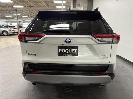 2022 Toyota RAV4 Hybrid SE