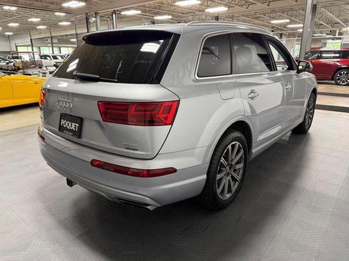 Florett Silver Metallic 2017 Audi Q7 3.0T Premium