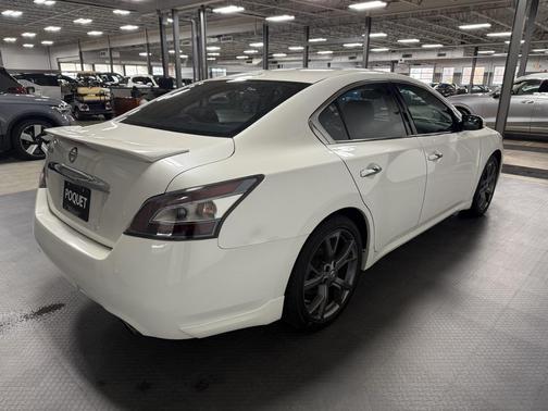 2013 Nissan Maxima SV