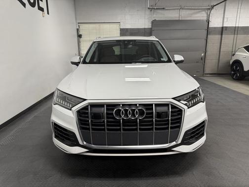 2023 Audi Q7 55 Prestige