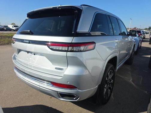 2023 Jeep Grand Cherokee Overland