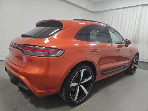2023 Porsche Macan T