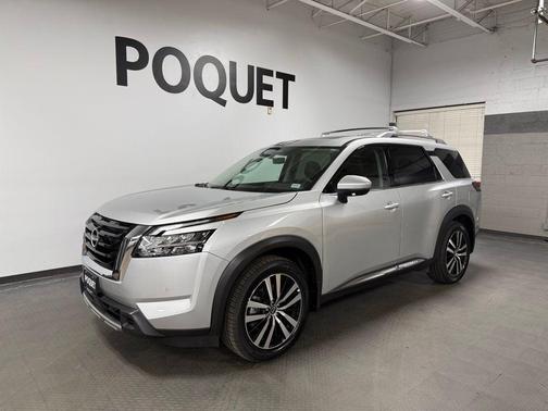 Brilliant Silver Metallic 2024 Nissan Pathfinder Platinum
