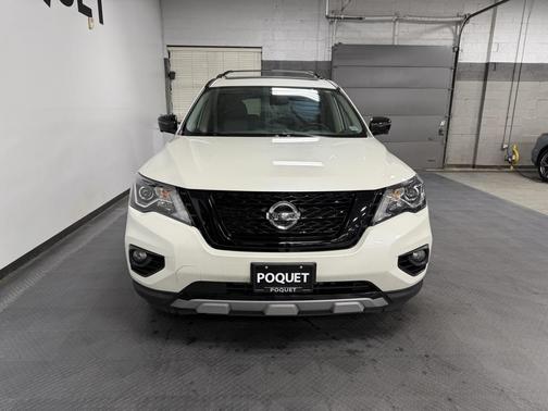 2020 Nissan Pathfinder SL