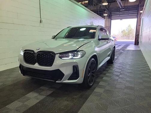 2023 BMW X4 xDrive30i