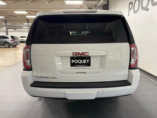 Summit White 2017 GMC Yukon XL SLT