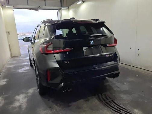 Black Sapphire Metallic 2024 BMW X1 M35i