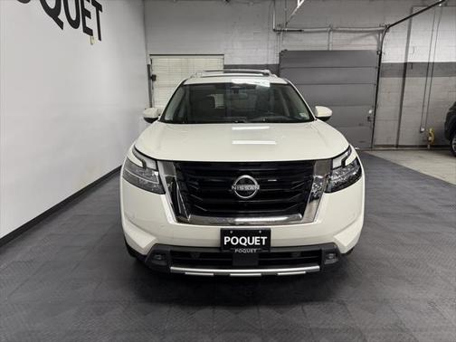 2022 Nissan Pathfinder Platinum 4WD