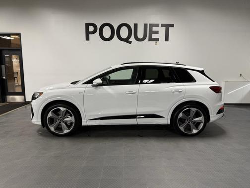 2025 Audi Q4 e-tron Prestige