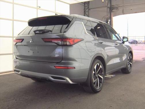 2024 Mitsubishi Outlander PHEV SEL