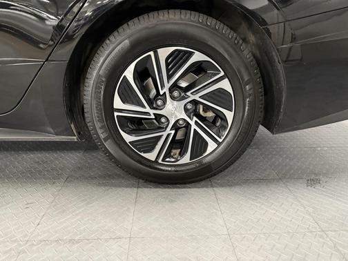 2021 Hyundai SONATA Hybrid Base