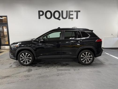 2023 Toyota Corolla Cross XLE