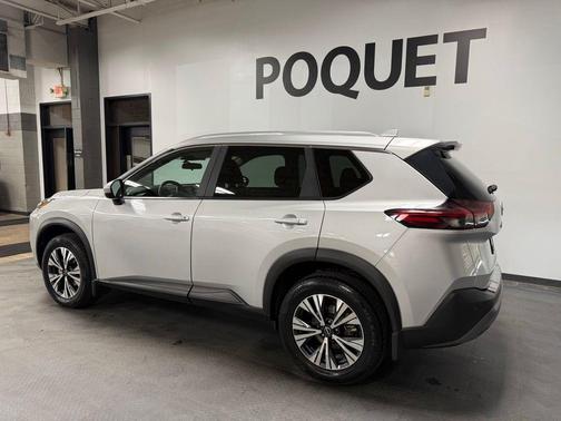 Brilliant Silver Metallic 2023 Nissan Rogue SV