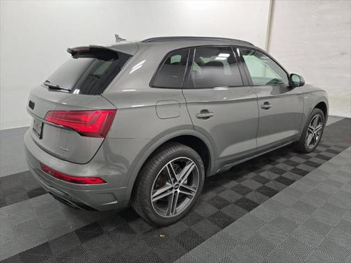 2023 Audi Q5 e 55 S line Premium Plus