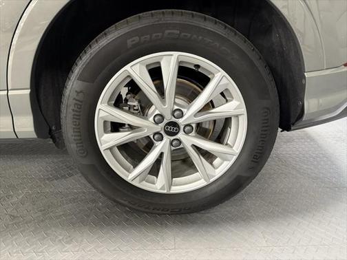2024 Audi Q3 Premium 45 TFSI S line quattro Tiptronic