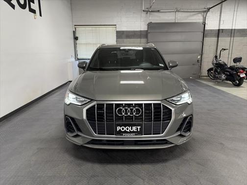2024 Audi Q3 Premium 45 TFSI S line quattro Tiptronic