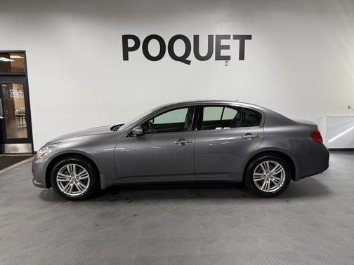 2012 INFINITI G25x Base