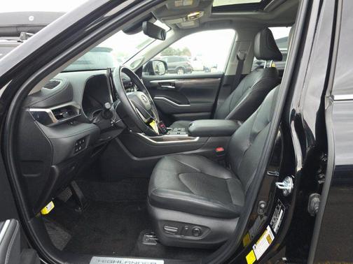 2023 Toyota Highlander Hybrid Limited