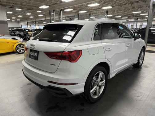2023 Audi Q3 45 S line Premium Plus