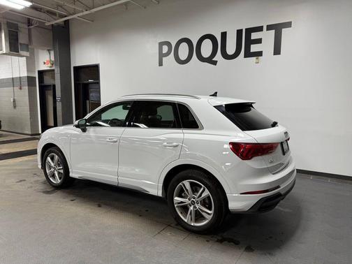 2023 Audi Q3 45 S line Premium Plus