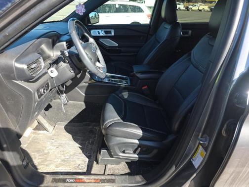 Carbonized Gray Metallic 2023 Ford Explorer ST